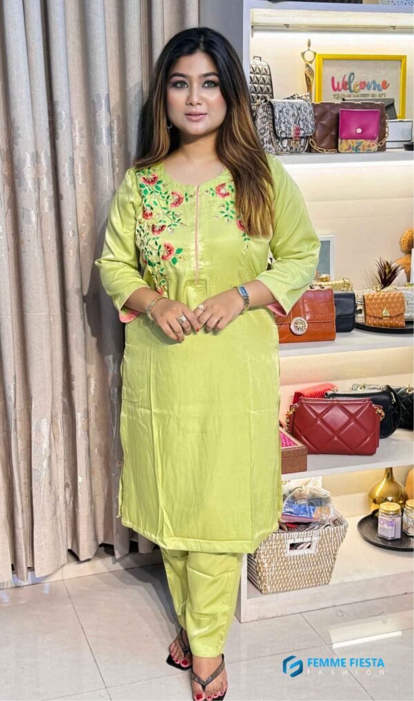 Premium slab velvet kameez with pink & peach floral detail embroidery