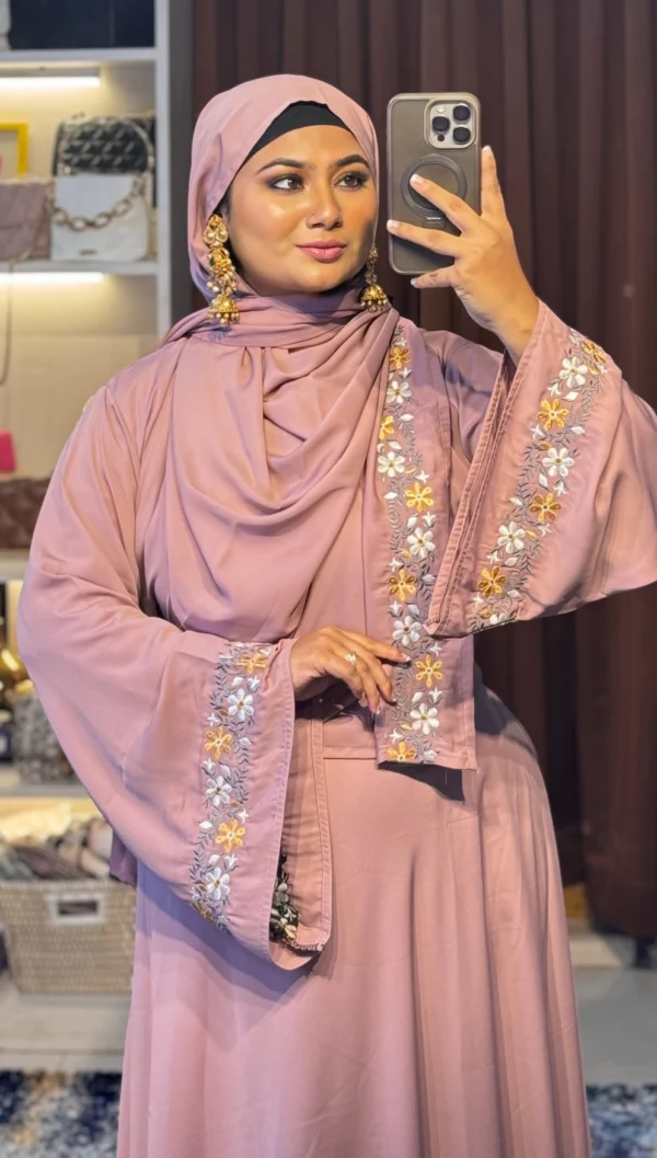 Elegant Embroidered Zainab Abaya - Image 2
