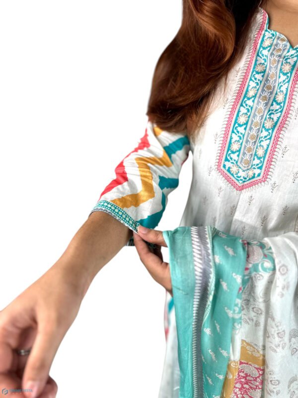 Readymade Lawn Three piece Set RLTP-003 - Image 4