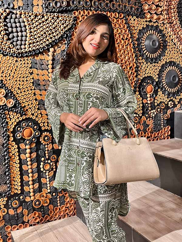 upload-4 Ethnic Green Printed Georgette Co-ord Dress - Image 1